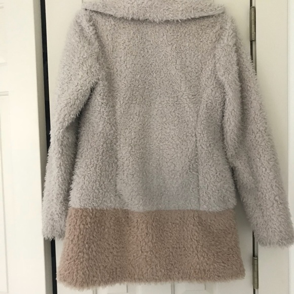 Anthropologie Fira Sherpa Coat - Picture 5 of 8